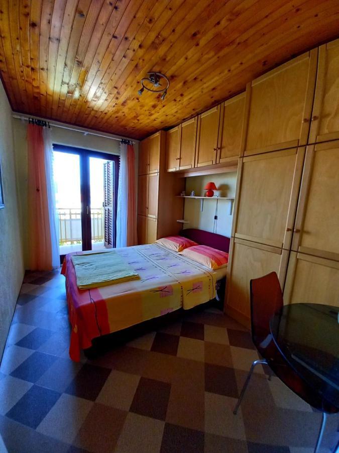 Apartman Toni Trogir Exterior photo